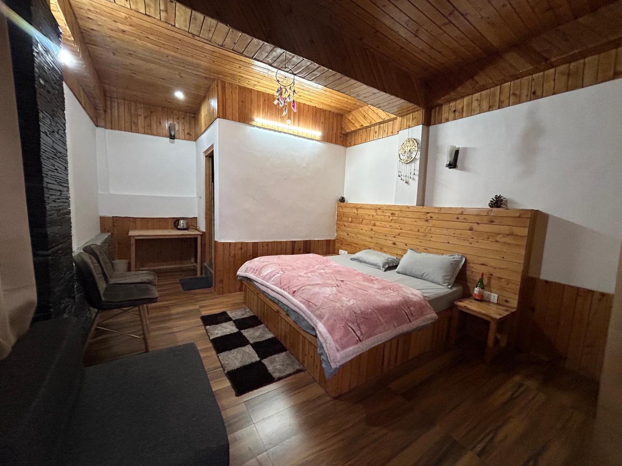 Banjār The Himalayan Sukoon Villa Near Jibhi מראה חיצוני תמונה