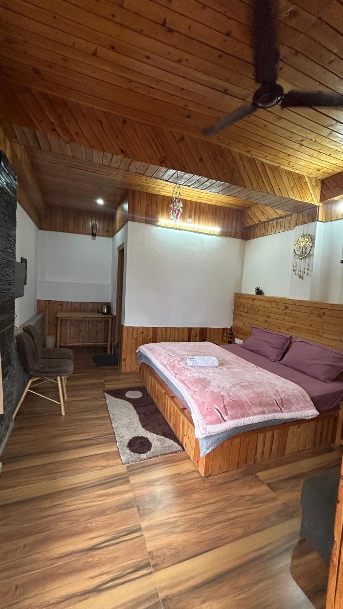 Banjār The Himalayan Sukoon Villa Near Jibhi מראה חיצוני תמונה