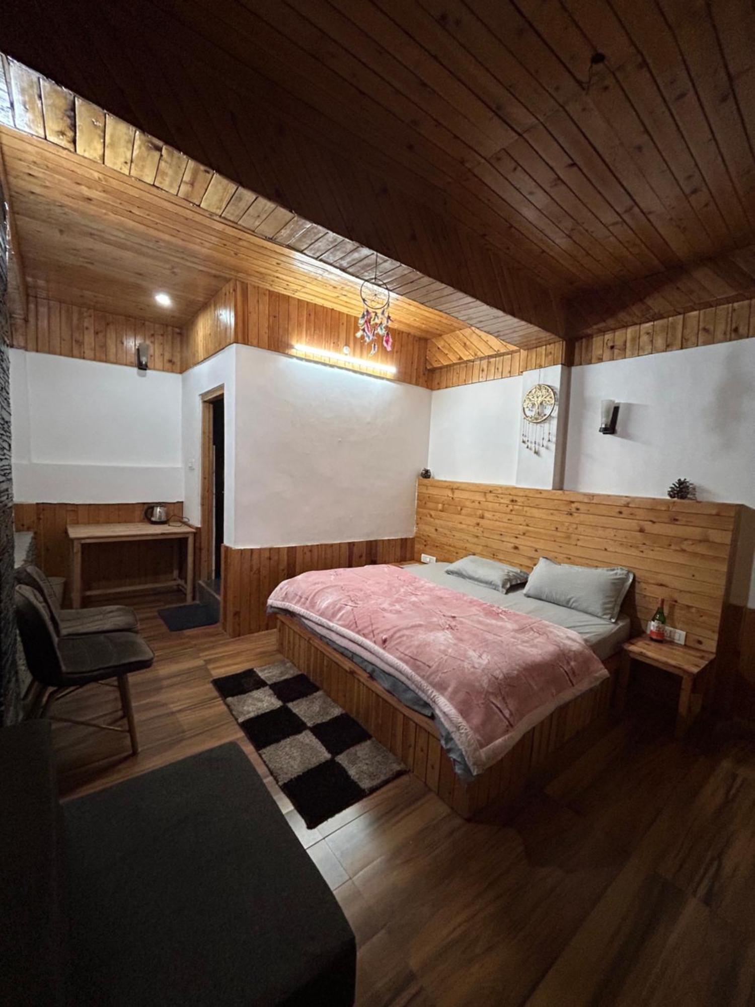 Banjār The Himalayan Sukoon Villa Near Jibhi מראה חיצוני תמונה