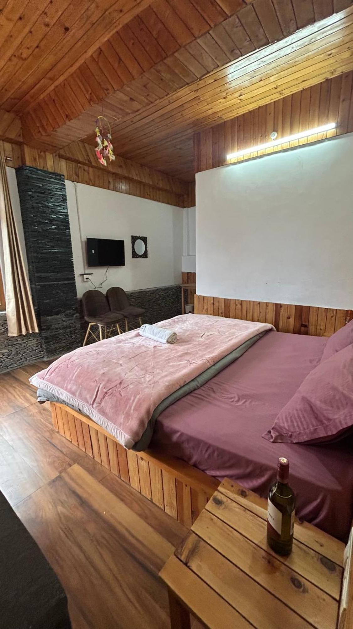 Banjār The Himalayan Sukoon Villa Near Jibhi מראה חיצוני תמונה